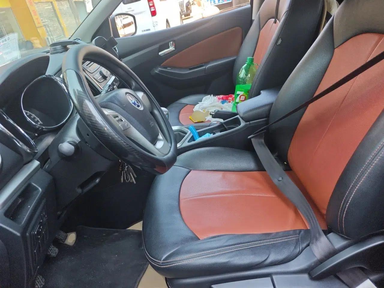 Venucia T70 2015 2.0L Manual RuiQu Version — миниатюра 15