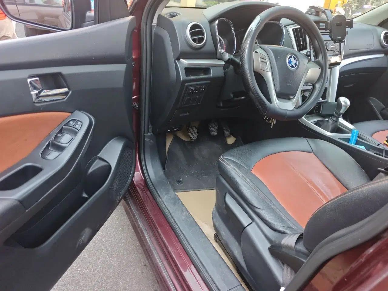 Venucia T70 2015 2.0L Manual RuiQu Version — миниатюра 16