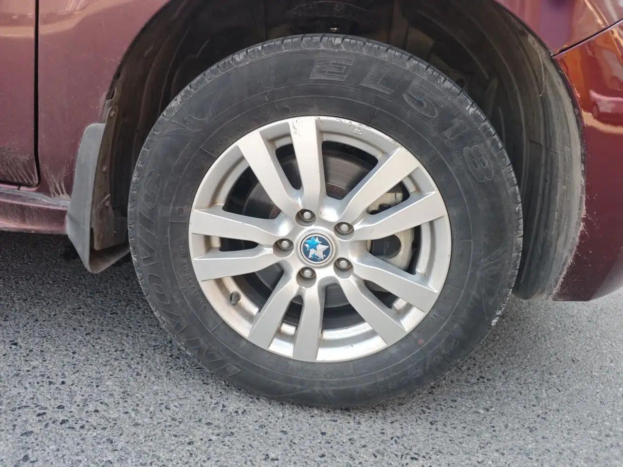 Venucia T70 2015 2.0L Manual RuiQu Version — миниатюра 8