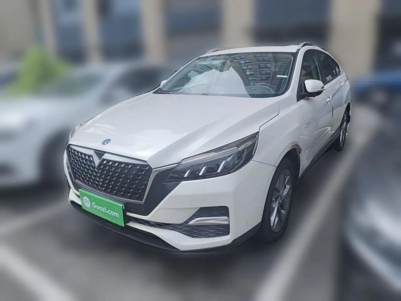 Venucia T90 2020 2.0L CVT Smart Connect & Smooth Drive Edition — миниатюра 1