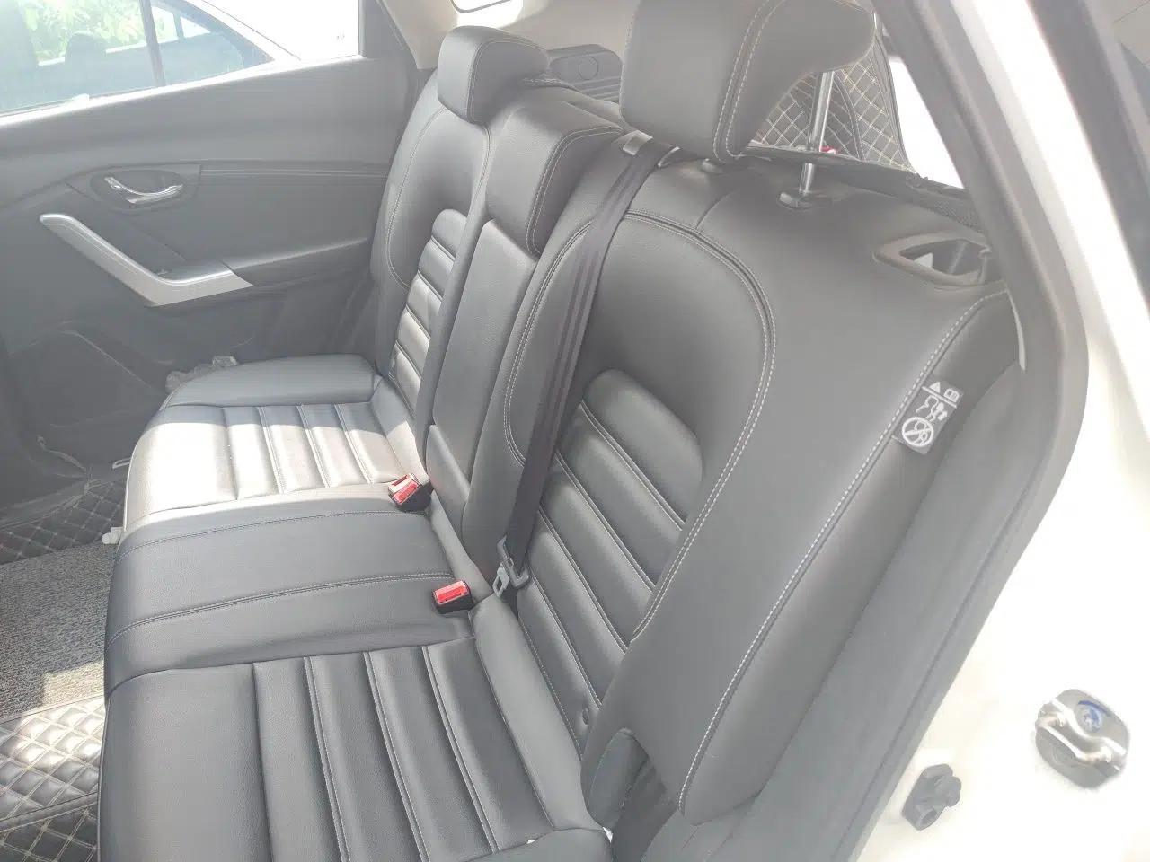 Venucia T90 2020 2.0L CVT Smart Connect & Smooth Drive Edition — миниатюра 17