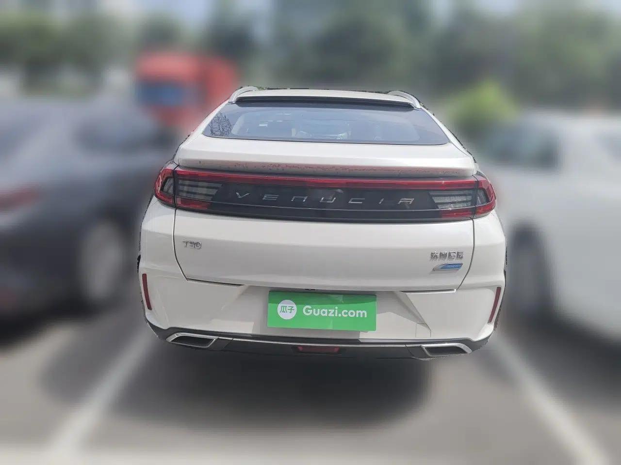 Venucia T90 2020 2.0L CVT Smart Connect & Smooth Drive Edition — миниатюра 5