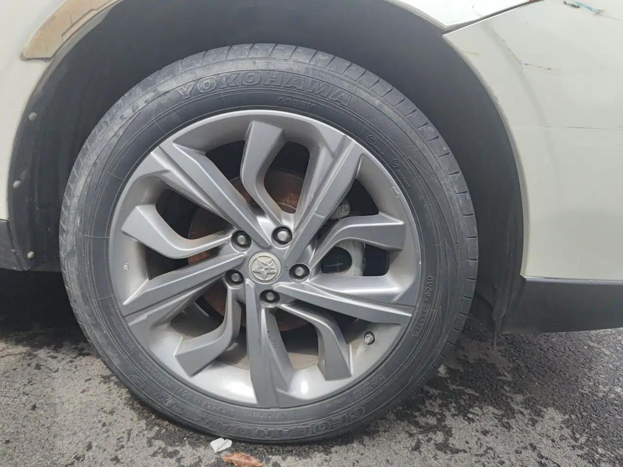 Venucia T90 2020 2.0L CVT Smart Connect & Smooth Drive Edition — миниатюра 8