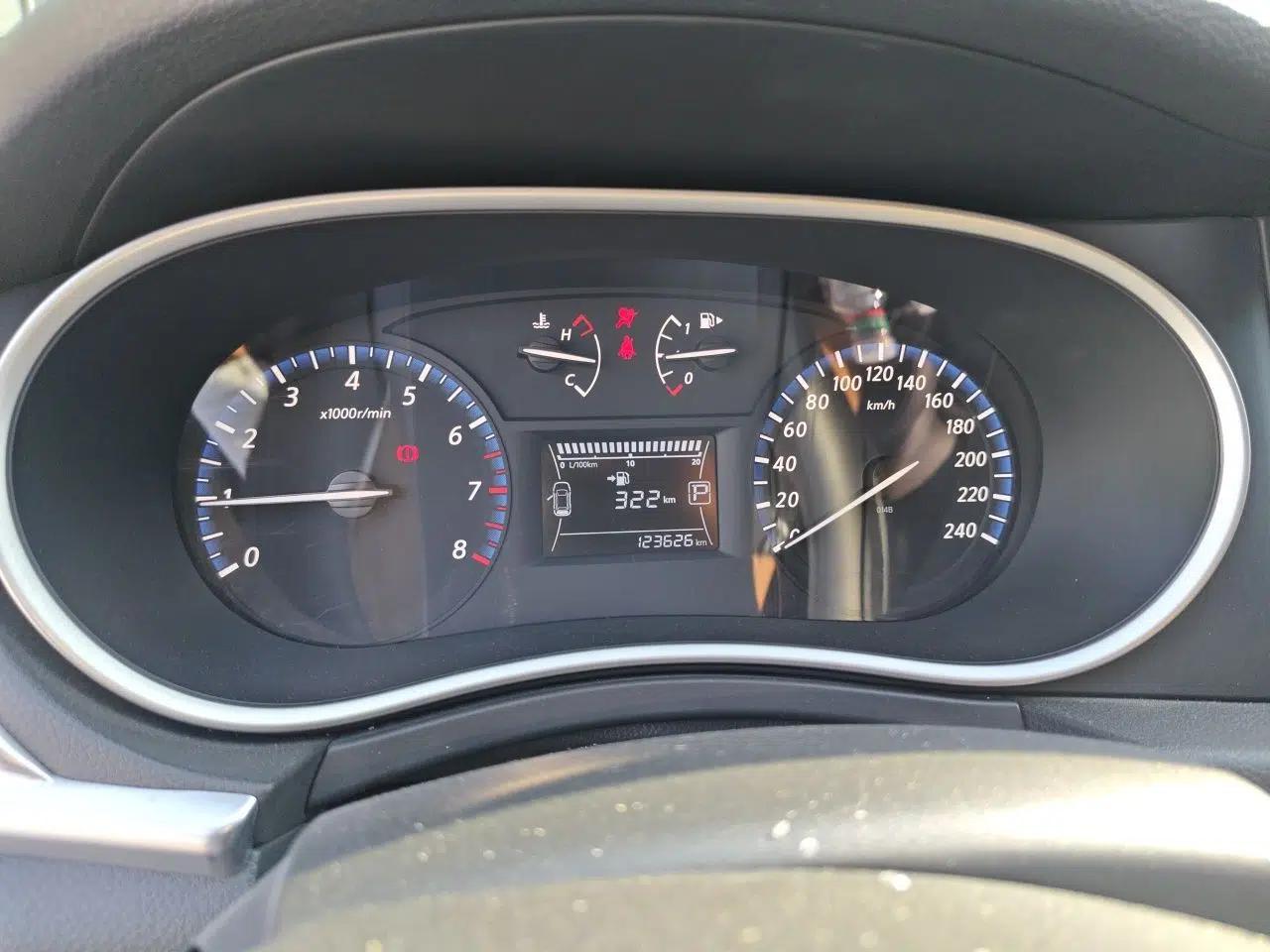 Venucia T90 2017 2.0L CVT Smart Edition — миниатюра 11