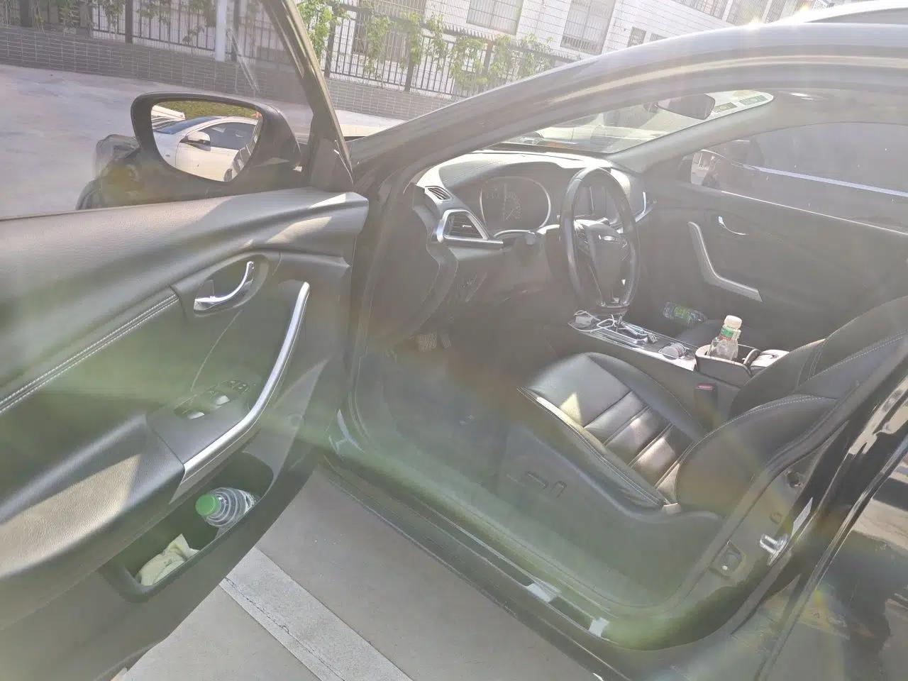 Venucia T90 2017 2.0L CVT Smart Edition — миниатюра 16