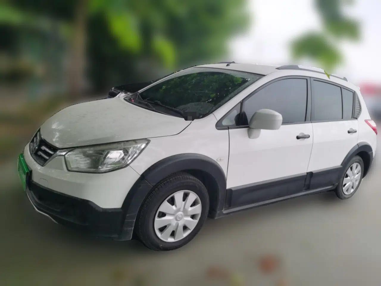 Venucia R50X 2015 1.6L Manual Trend Edition — миниатюра 1