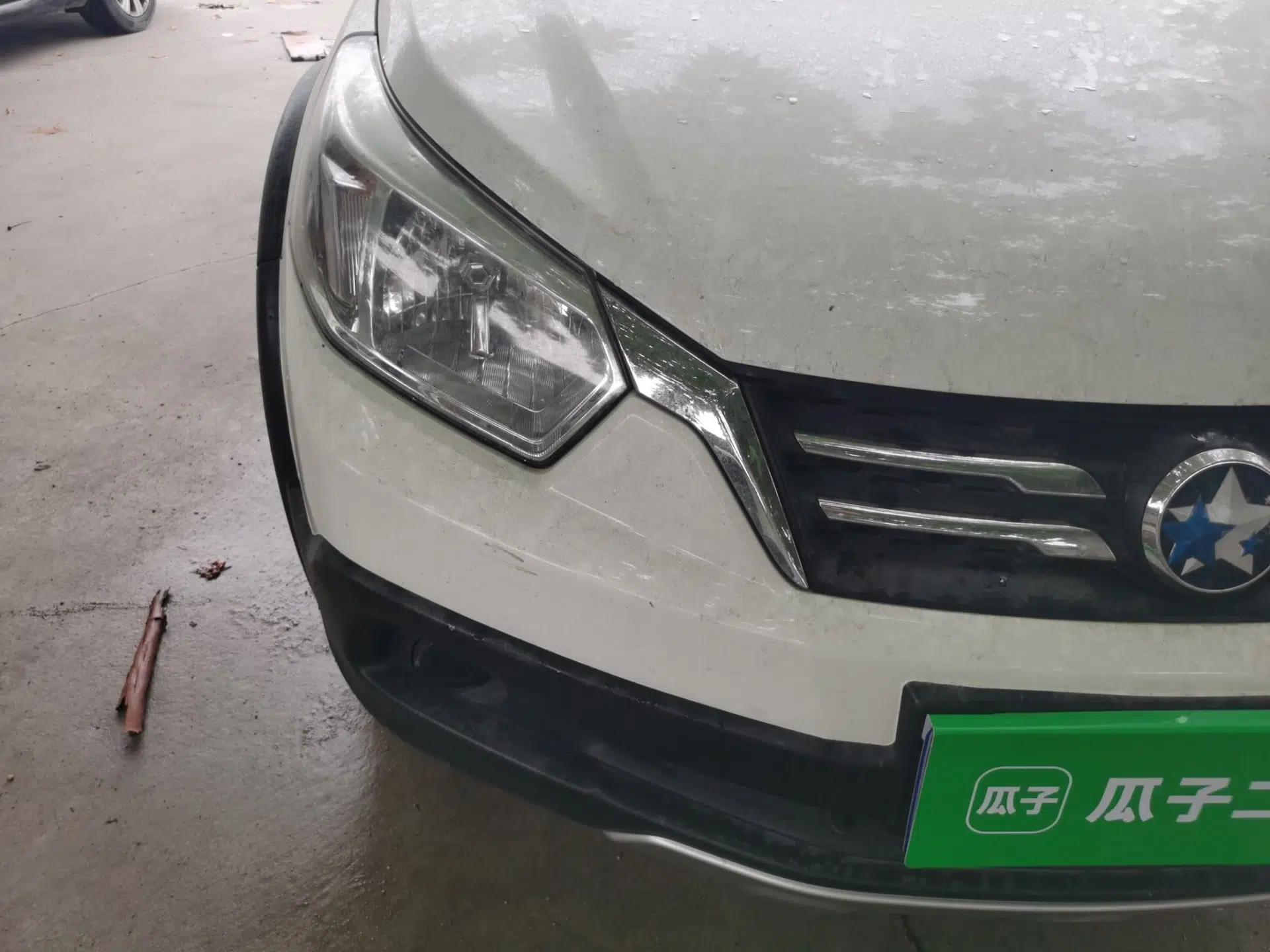 Venucia R50X 2015 1.6L Manual Trend Edition — миниатюра 7