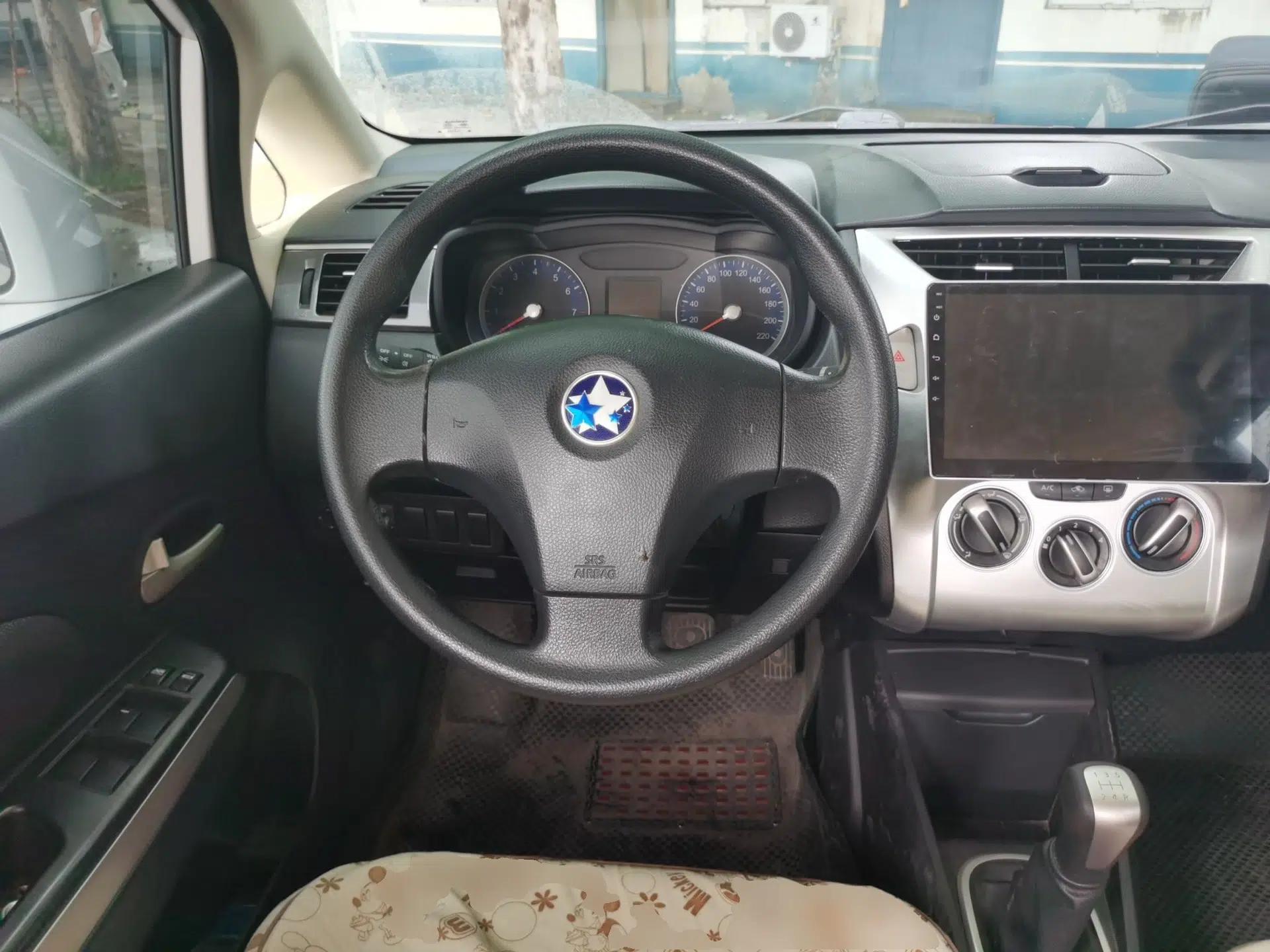 Venucia R50X 2015 1.6L Manual Trend Edition — миниатюра 10