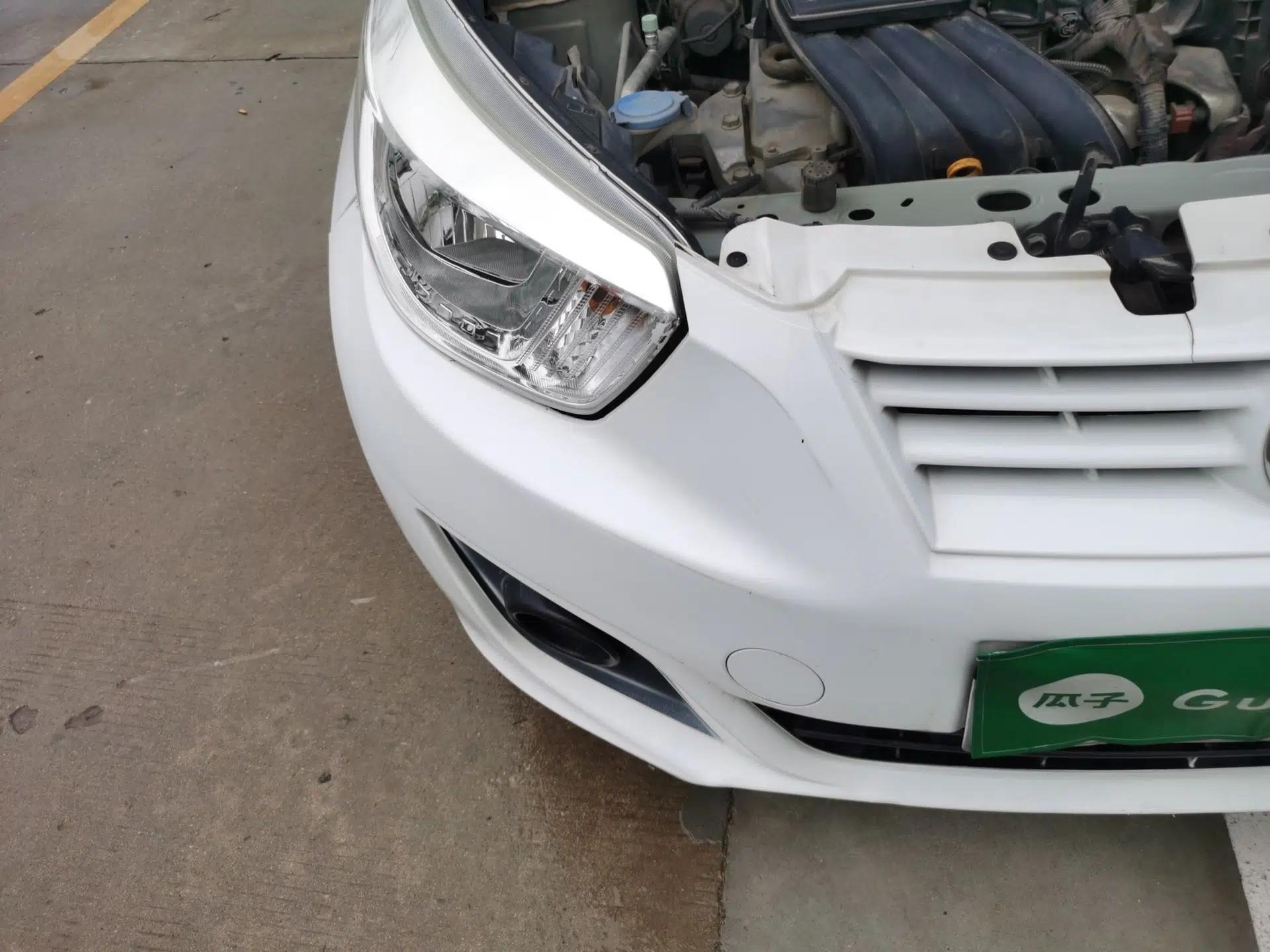 Venucia R30 2014 1.2L Manual Enjoyment Edition — миниатюра 7