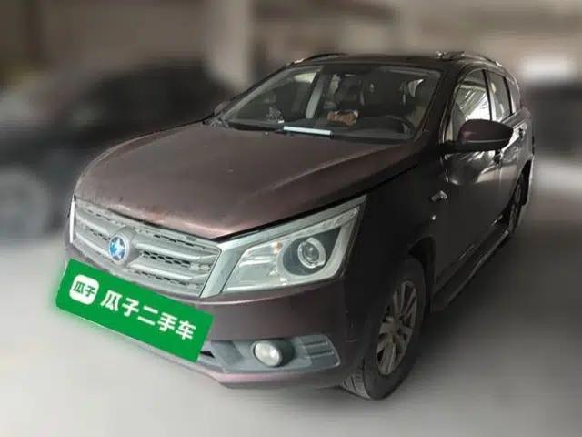 Venucia T70X 2015 2.0L CVT SmartFun Sport Edition