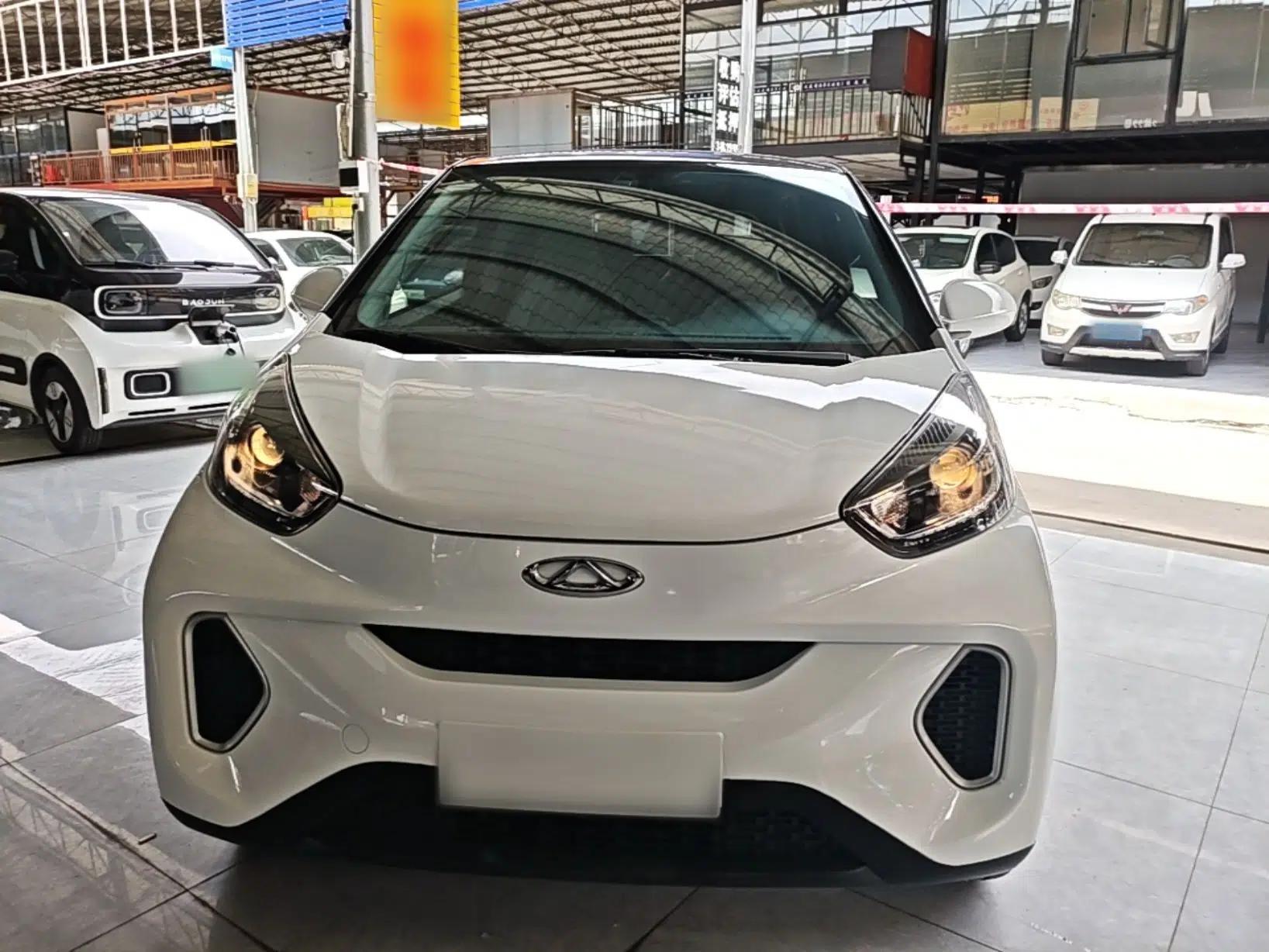 Chery QQ Little Ant 2021 200 000-Yuan Ant Fan Edition Talent Version NMC Battery 301 km — миниатюра 2