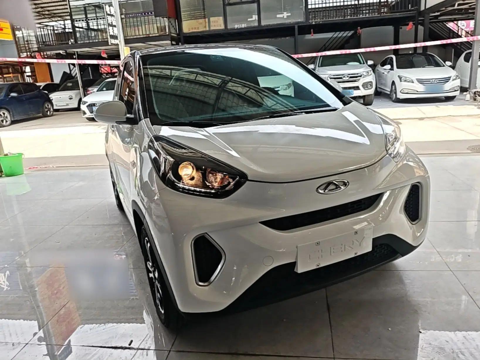 Chery QQ Little Ant 2021 200 000-Yuan Ant Fan Edition Talent Version NMC Battery 301 km — миниатюра 3