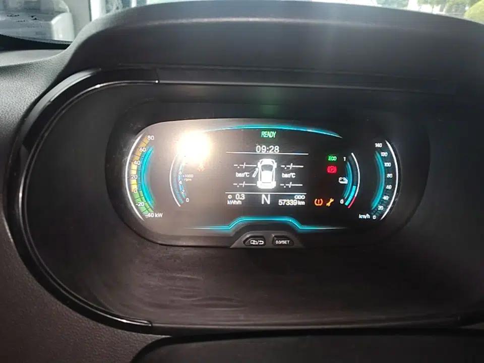 Chery QQ Little Ant 2022 Restyled Version Sweet Pink Edition Half-Sugar Version 28.8 kWh 30 kW 301 km — миниатюра 19