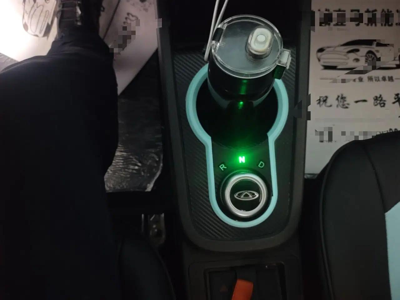 Chery QQ Little Ant 2021 200 000-Yuan Ant Fan Edition Talent Version NMC Battery 301 km — миниатюра 16
