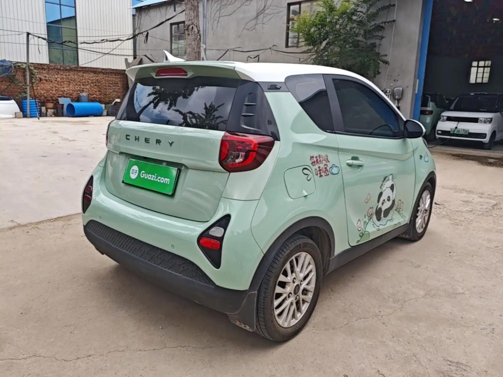 Chery QQ Little Ant 2024 Youth Edition 321km Only Love Version 29.23 kWh — миниатюра 6