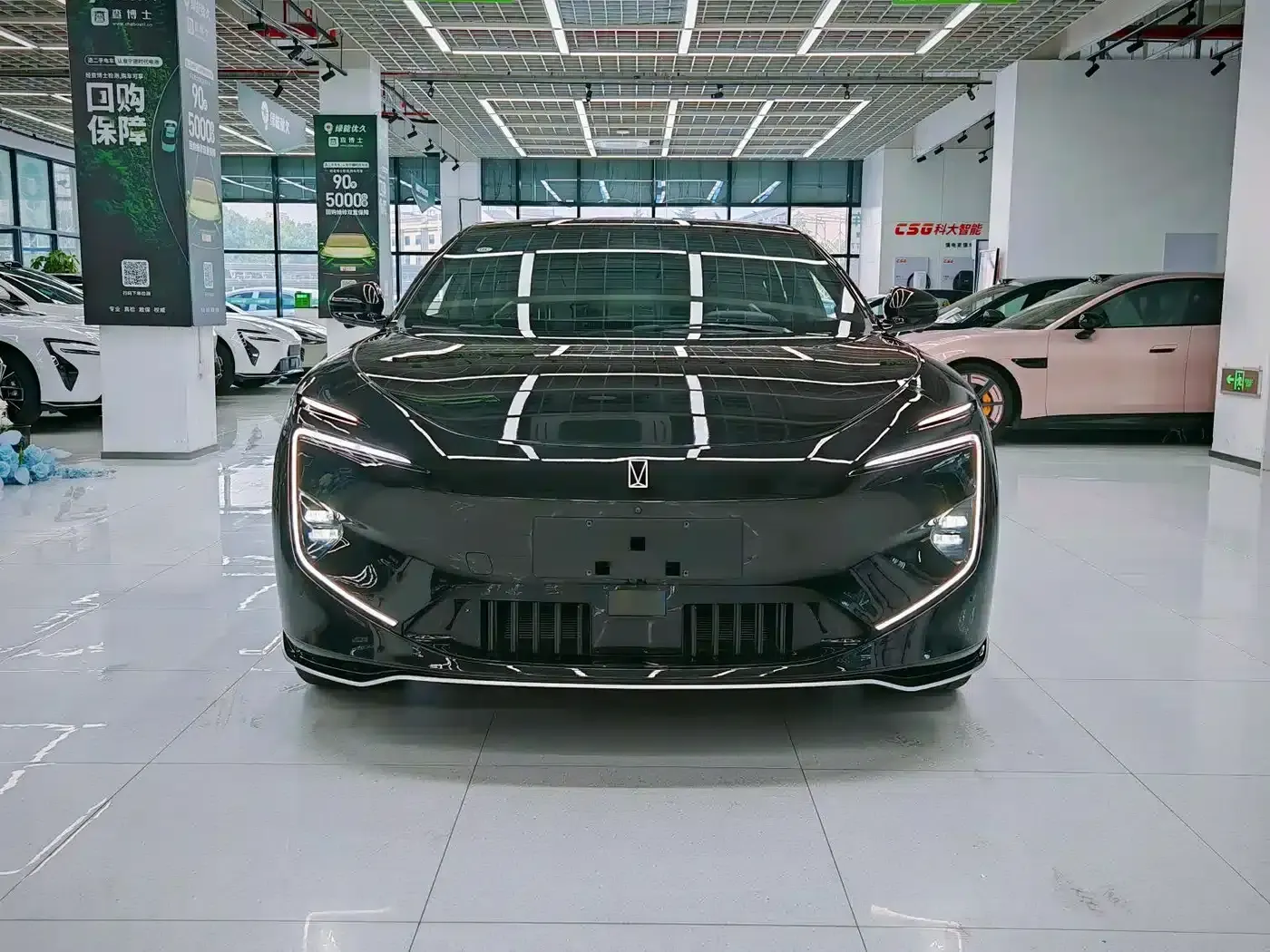 Avita 12 2026 Ultra All-Electric 4WD — миниатюра 2