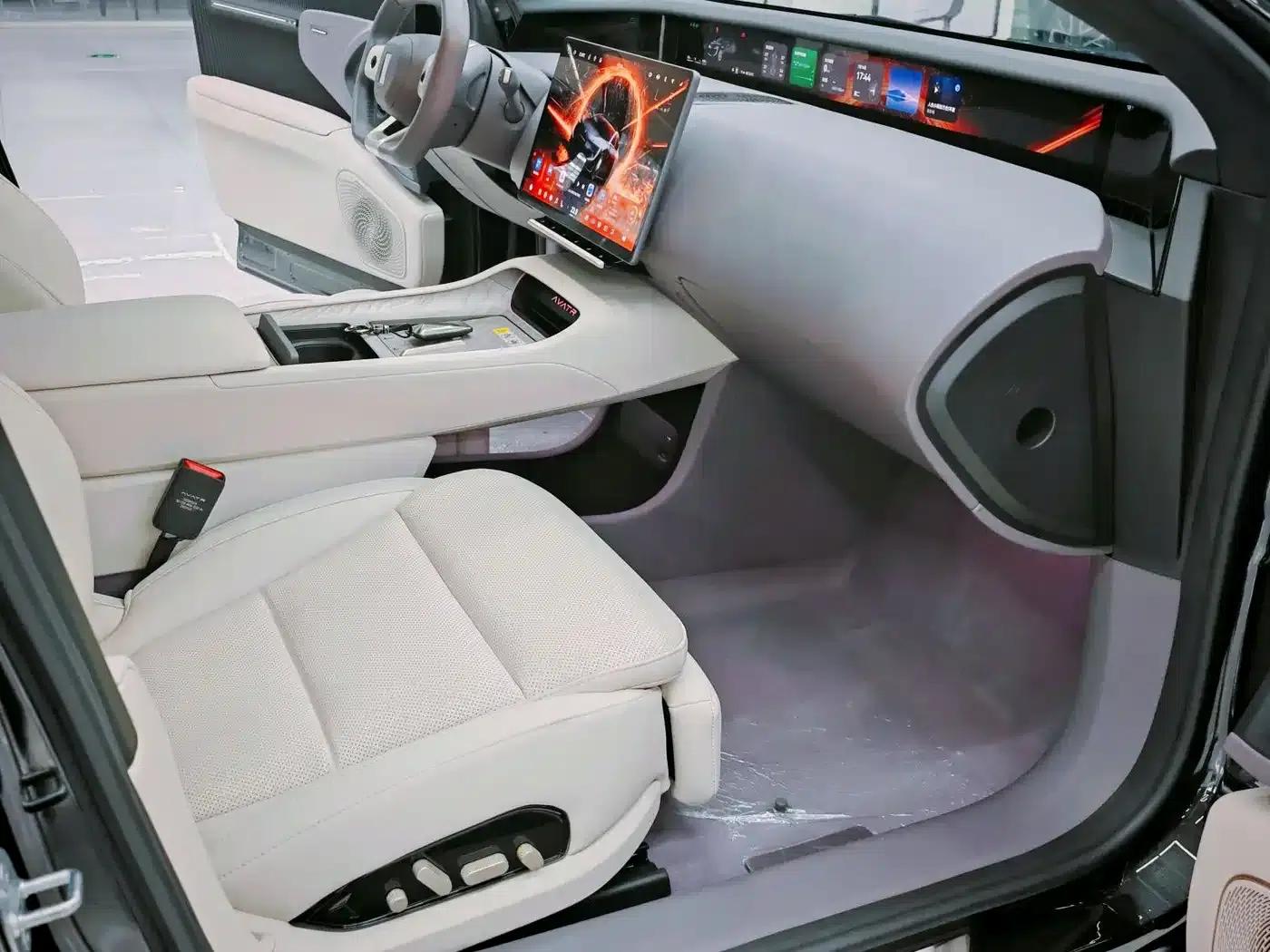 Avita 12 2026 Ultra All-Electric 4WD — миниатюра 14