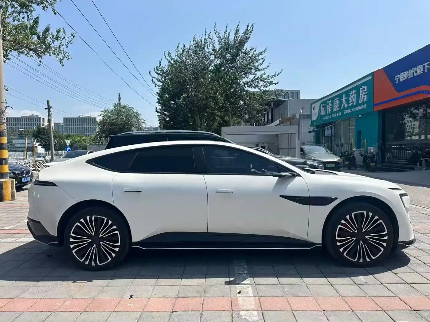 Avita 12 2024 650 Triple Laser All-Wheel Drive GT Edition — миниатюра 18