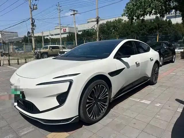 Avita 12 2024 650 Triple Laser All-Wheel Drive GT Edition