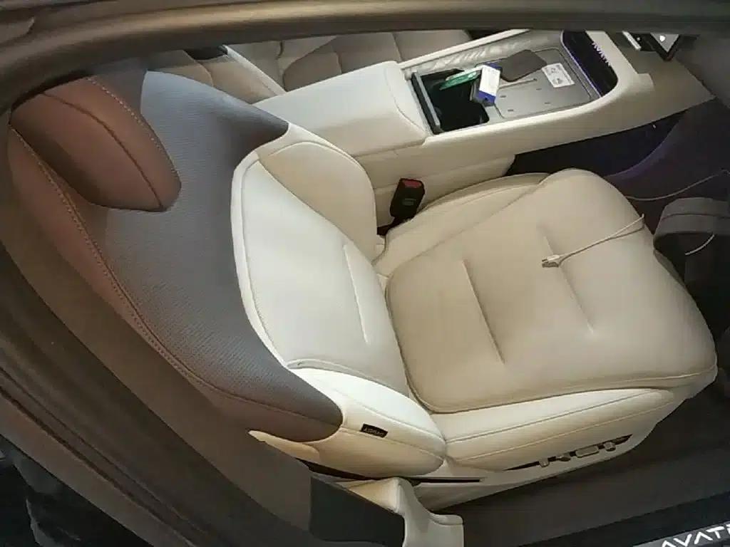 Avita 12 2023 700 Triple Laser Rear-Wheel Drive Luxury Edition — миниатюра 25