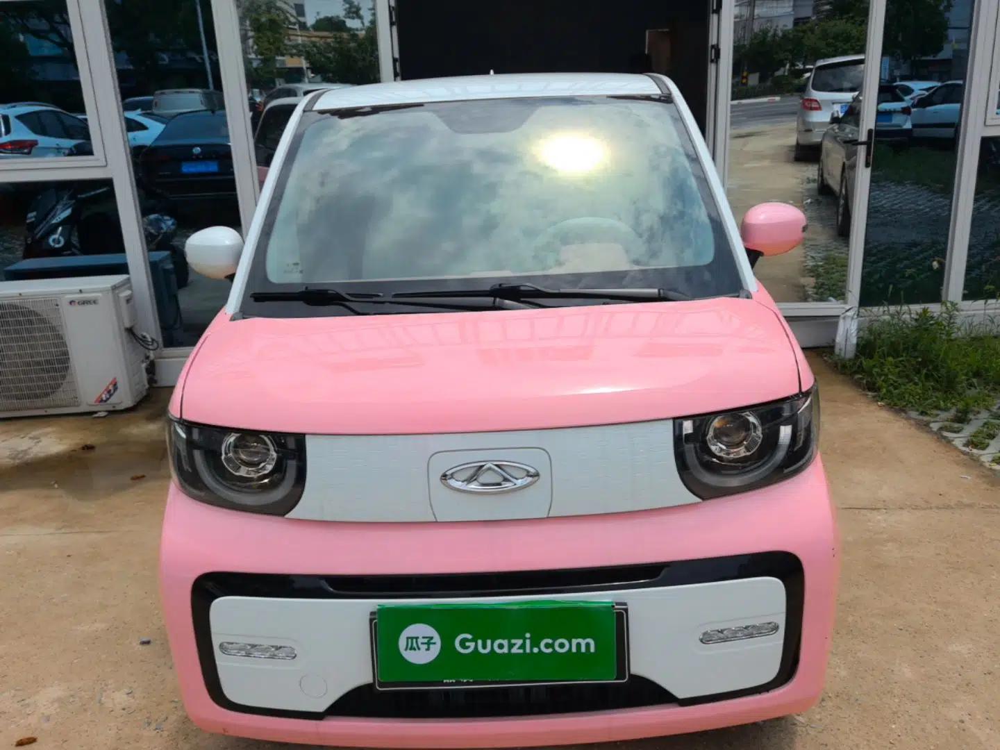 Chery QQ Ice Cream 2022 Taohuanxi Sweet Peach Edition — миниатюра 2