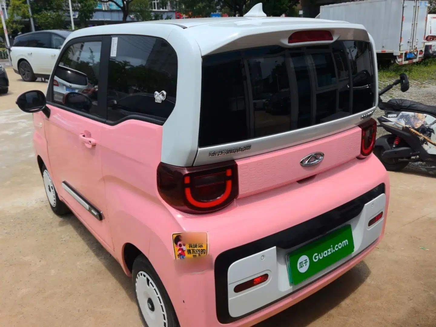 Chery QQ Ice Cream 2022 Taohuanxi Sweet Peach Edition — миниатюра 4