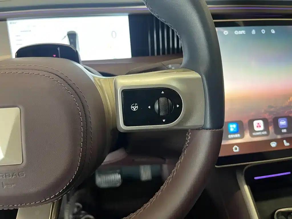 Avita 11 2023 HarmonyOS 90-degree Rear-Wheel Drive Version — миниатюра 19