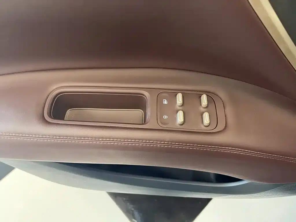 Avita 11 2023 HarmonyOS 90-degree Rear-Wheel Drive Version — миниатюра 21