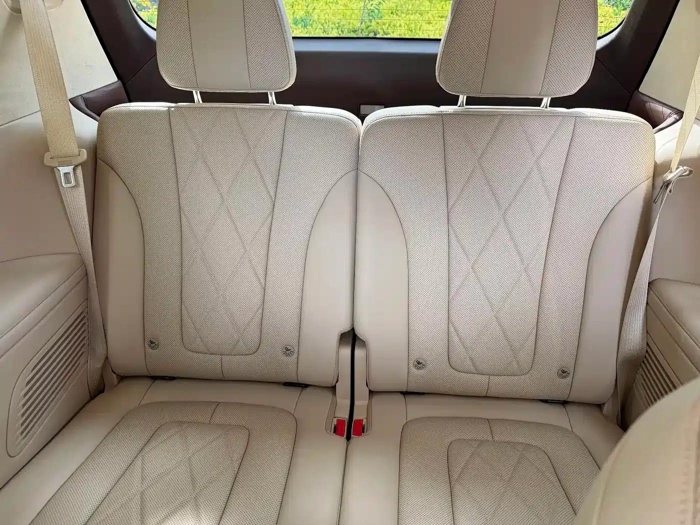Wenjie M9 2024 Range Extended Max Edition 42kWh 6-Seater — миниатюра 16