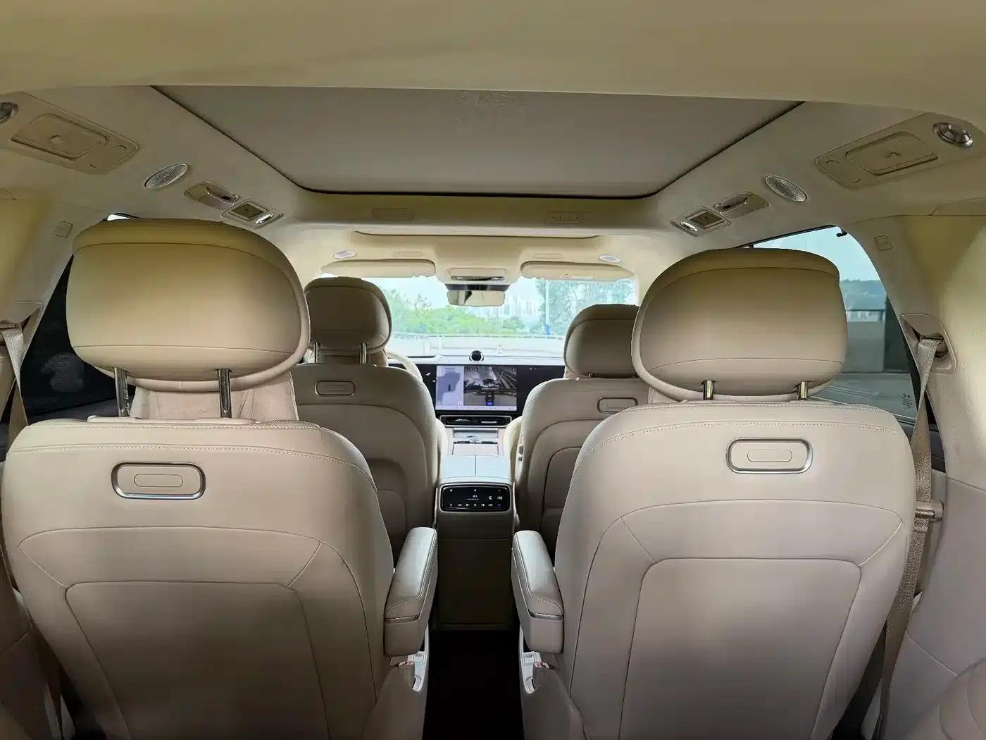 Wenjie M9 2024 Range Extended Max Edition 42kWh 6-Seater — миниатюра 25