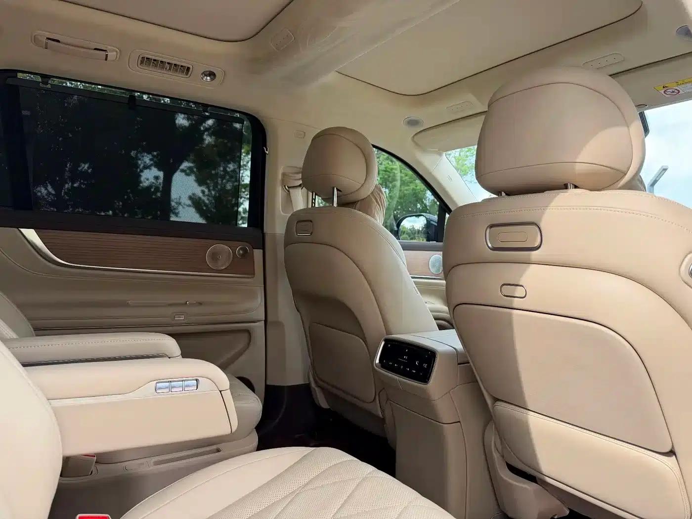 Wenjie M9 2024 Range Extended Max Edition 42kWh 6-Seater — миниатюра 26