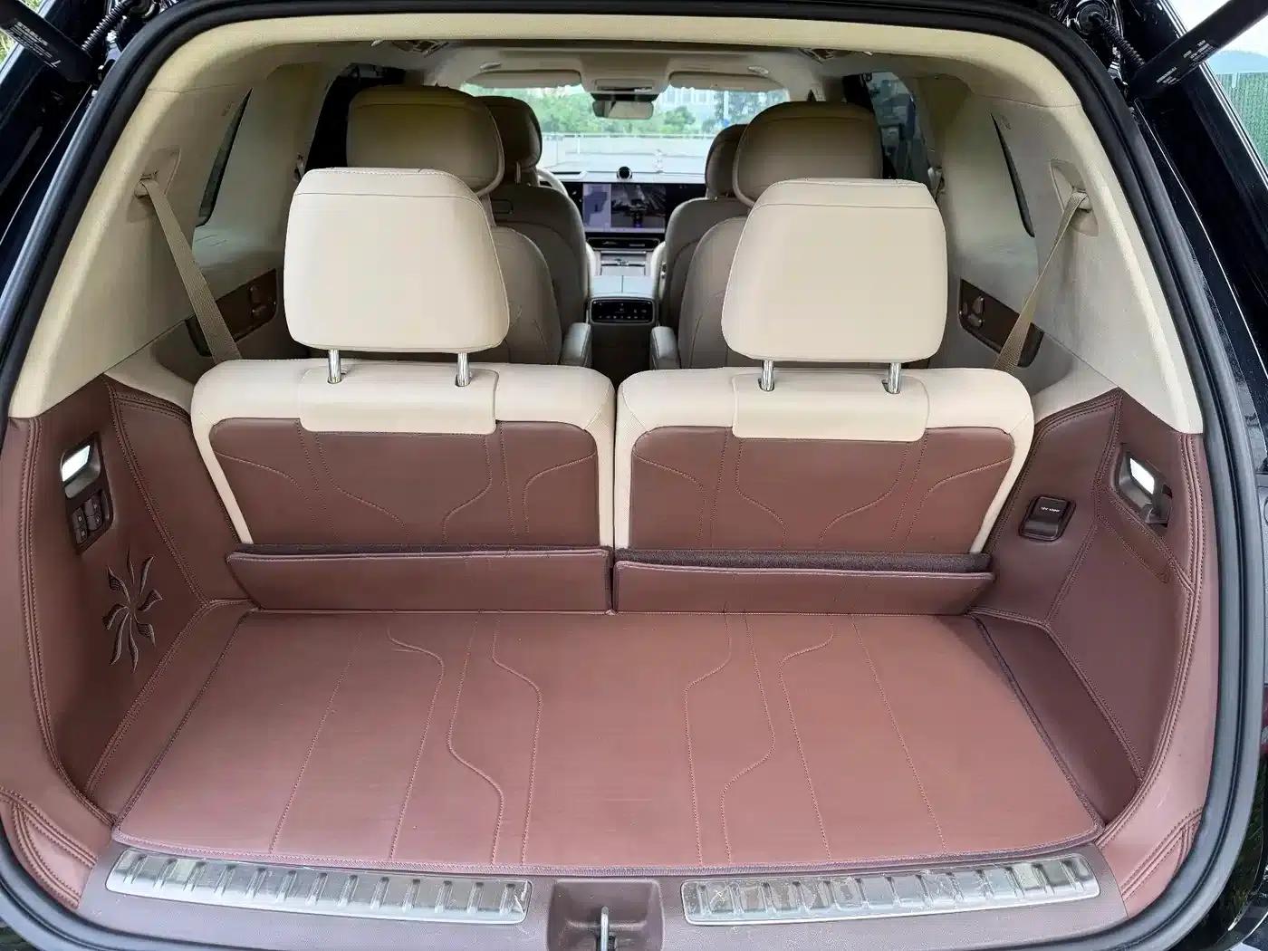 Wenjie M9 2024 Range Extended Max Edition 42kWh 6-Seater — миниатюра 31