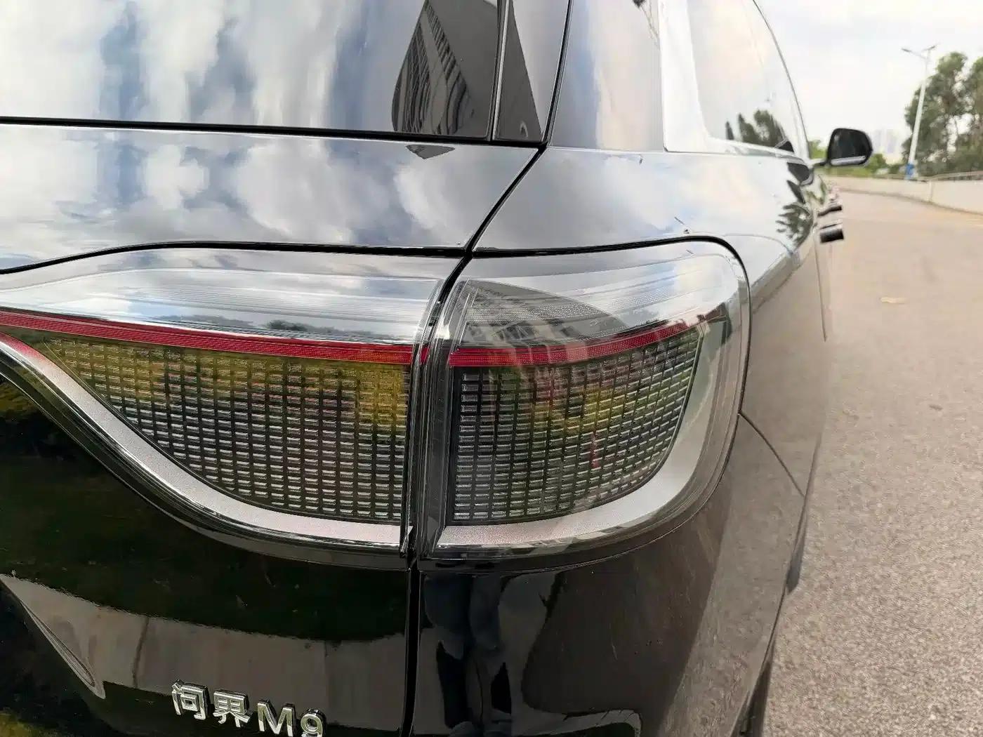 Wenjie M9 2024 Range Extended Max Edition 42kWh 6-Seater — миниатюра 33