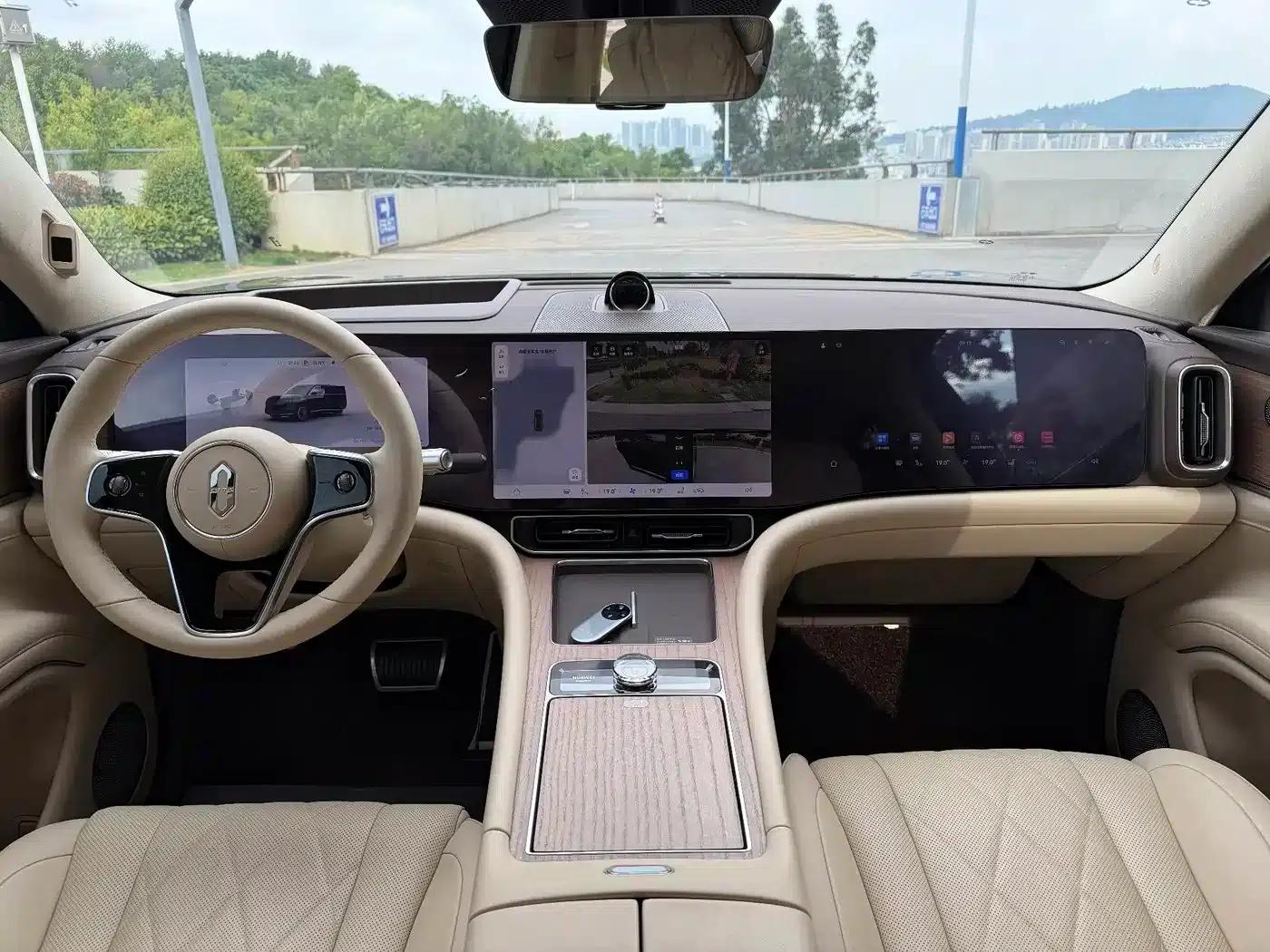 Wenjie M9 2024 Range Extended Max Edition 42kWh 6-Seater — миниатюра 9