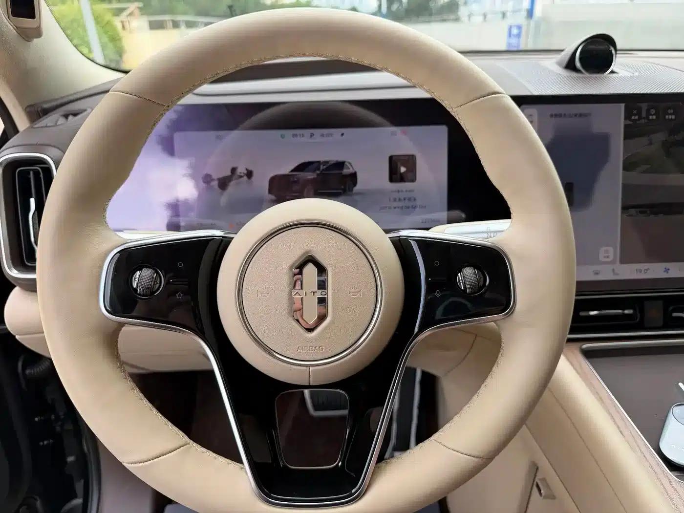 Wenjie M9 2024 Range Extended Max Edition 42kWh 6-Seater — миниатюра 10