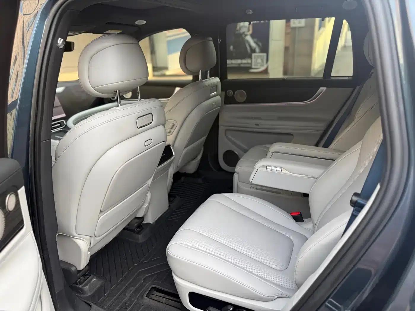 Wenjie M9 2024 Pure Electric Ultra Edition 100kWh 6-Seater — миниатюра 5