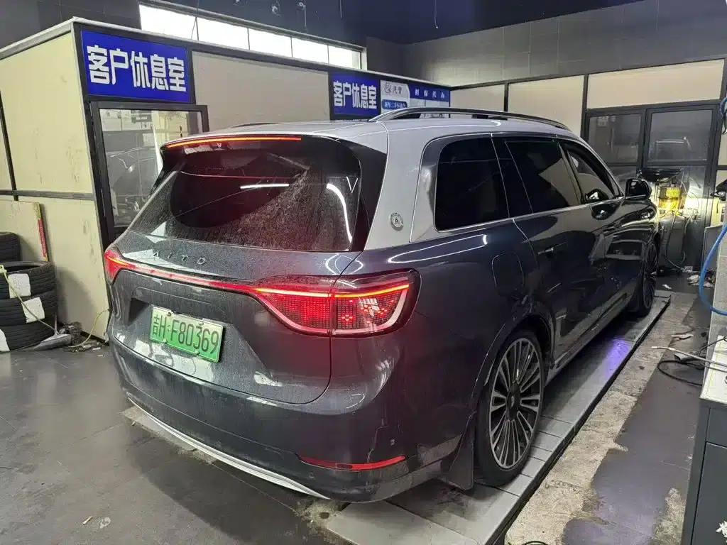 Wenjie M9 2024 Range Extended Max Edition 42kWh 6-Seater — миниатюра 4