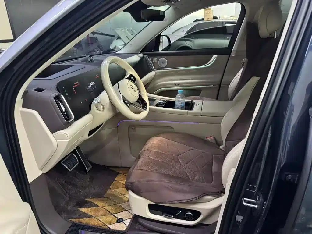 Wenjie M9 2024 Range Extended Max Edition 42kWh 6-Seater — миниатюра 7