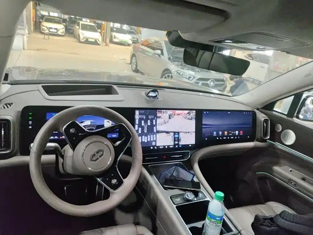Wenjie M9 2024 Range Extended Ultra Edition 52kWh 5-Seater — миниатюра 6