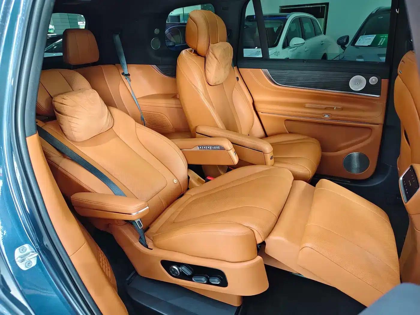 Wenjie M9 2024 Range Extended Ultra Edition 42kWh 6-Seater — миниатюра 11