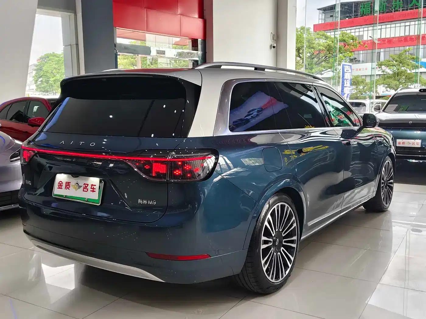 Wenjie M9 2024 Range Extended Ultra Edition 42kWh 6-Seater — миниатюра 18