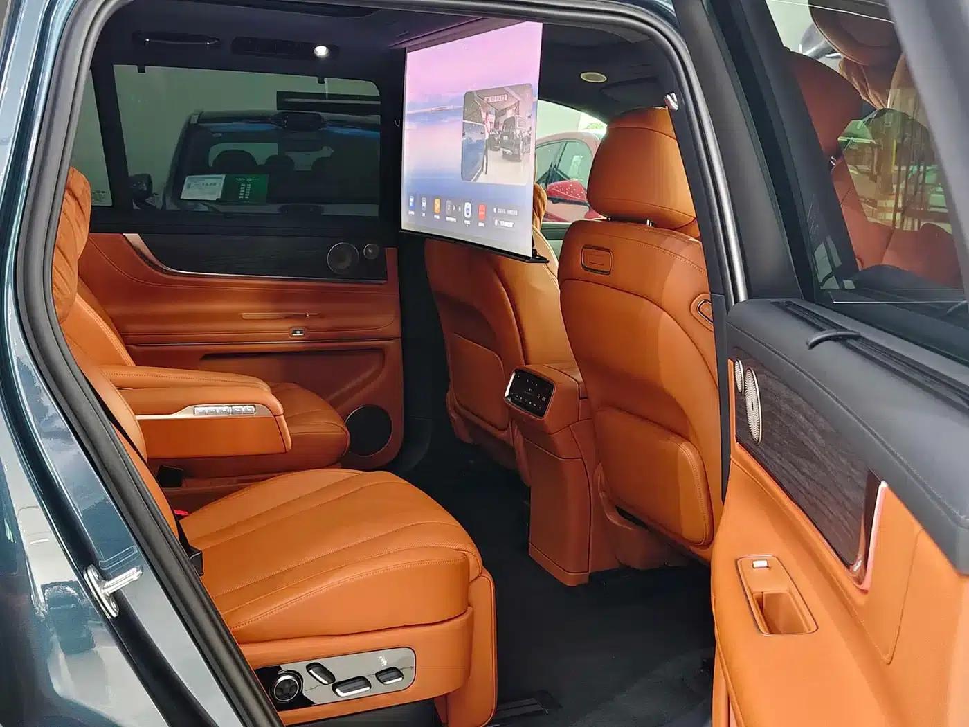 Wenjie M9 2024 Range Extended Ultra Edition 42kWh 6-Seater — миниатюра 7
