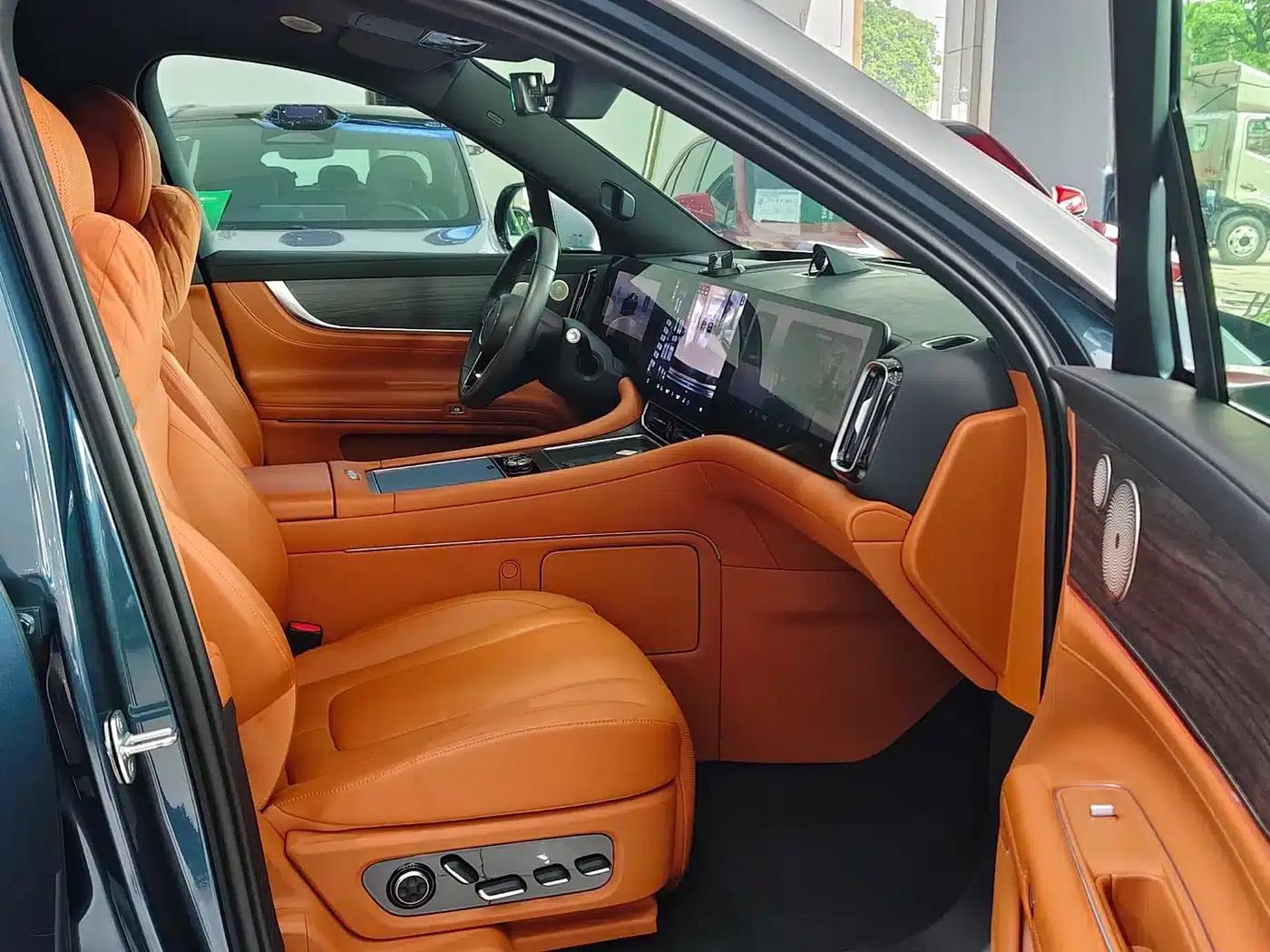 Wenjie M9 2024 Range Extended Ultra Edition 42kWh 6-Seater — миниатюра 8
