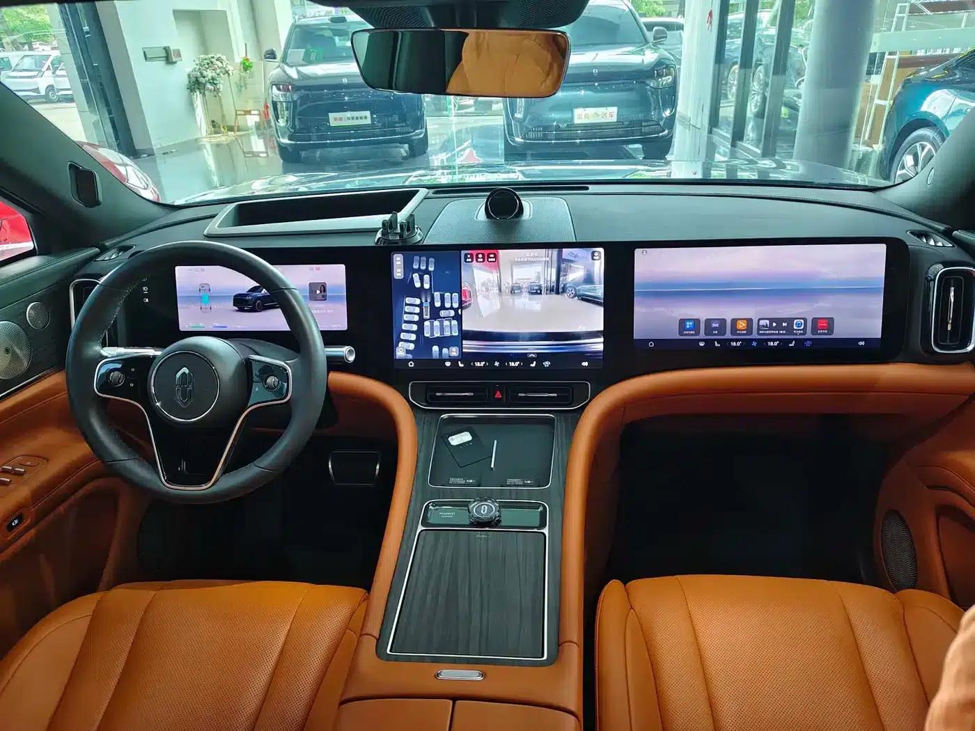 Wenjie M9 2024 Range Extended Ultra Edition 42kWh 6-Seater — миниатюра 9