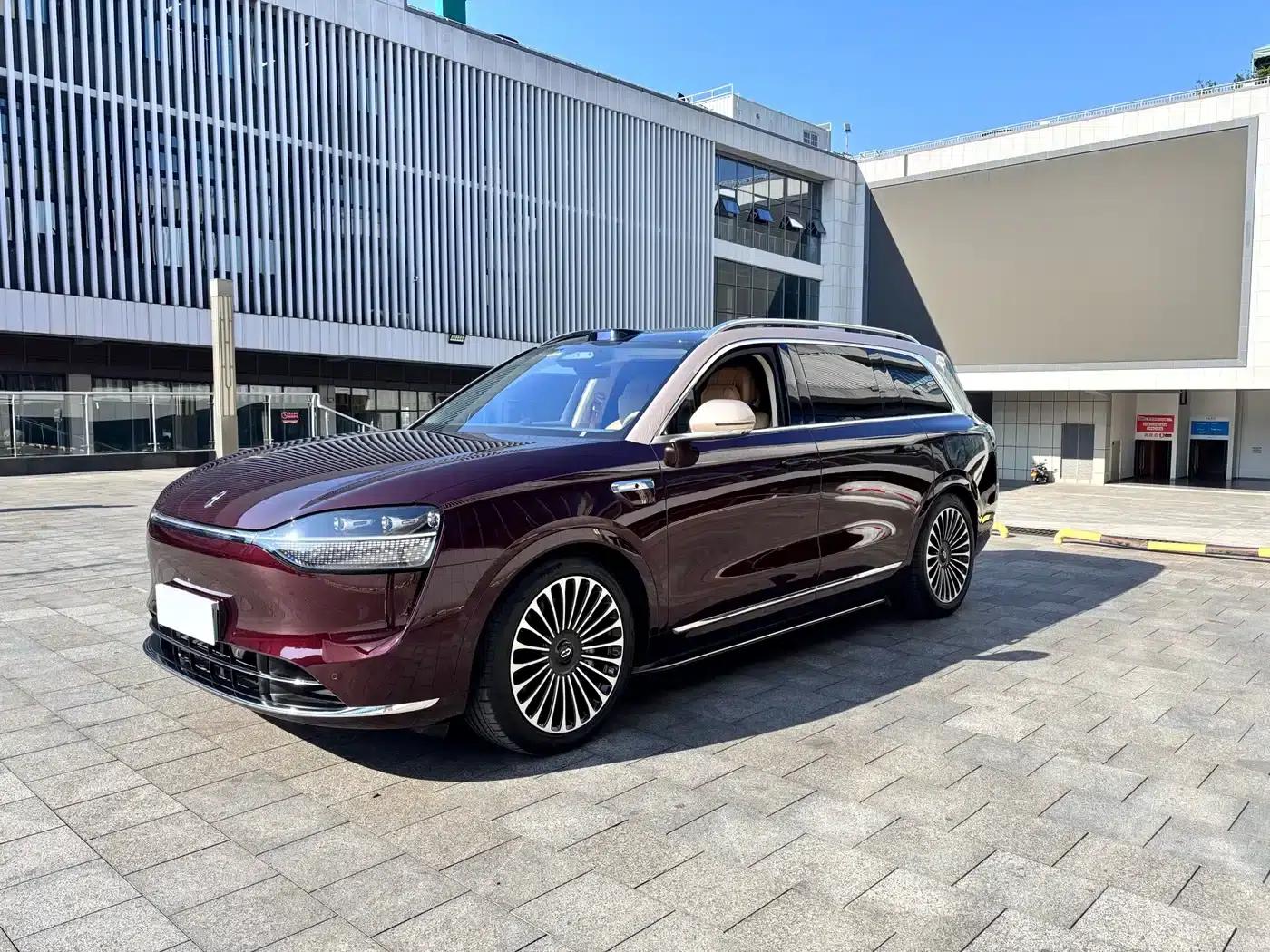 Wenjie M9 2025 Ultra Extended Range Edition 52kWh 6-Seat Version (192-line LiDAR) — миниатюра 1