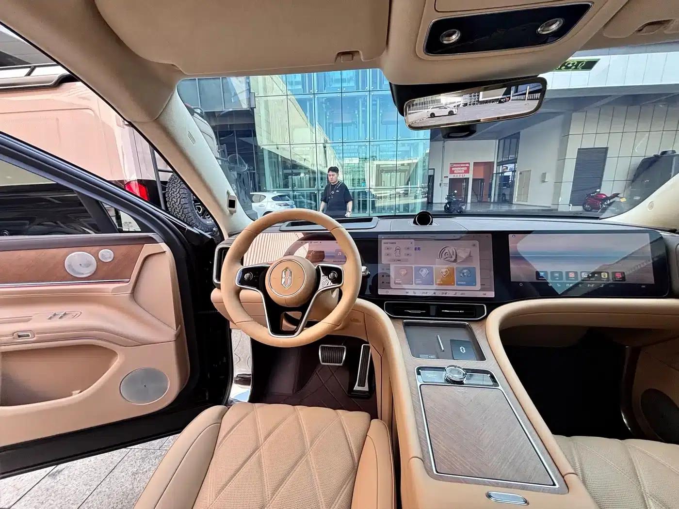 Wenjie M9 2025 Ultra Extended Range Edition 52kWh 6-Seat Version (192-line LiDAR) — миниатюра 38