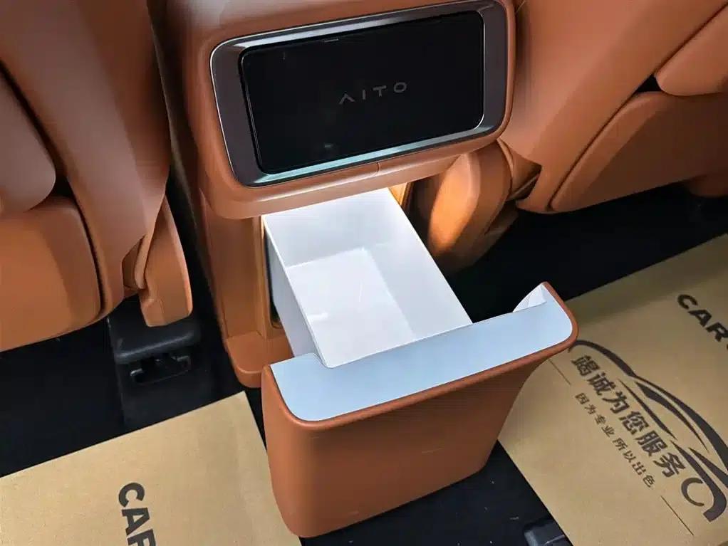 Wenjie M9 2025 Extended Range Max Edition (52kWh, 6-seater, 192-line LiDAR) — миниатюра 15