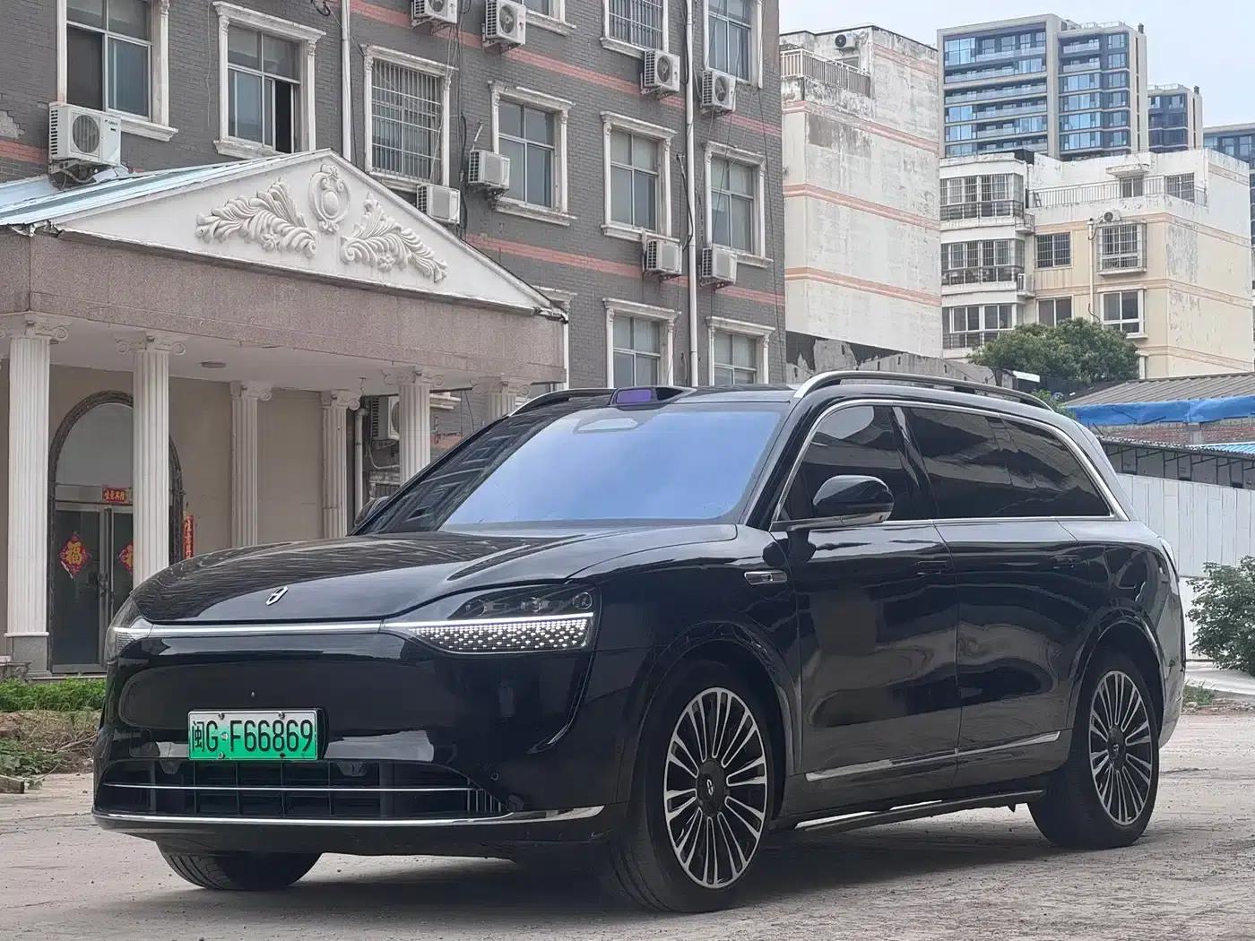 Wenjie M9 2024 Range Extended Ultra Edition 42kWh 6-Seater — миниатюра 1