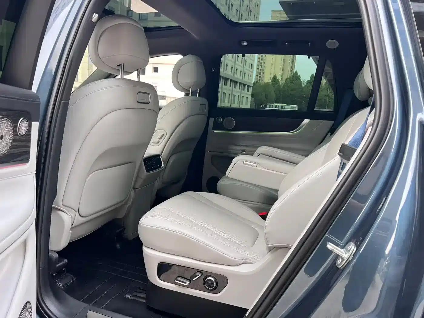 Wenjie M9 2024 Range Extended Ultra Edition 52kWh 6-Seater — миниатюра 5