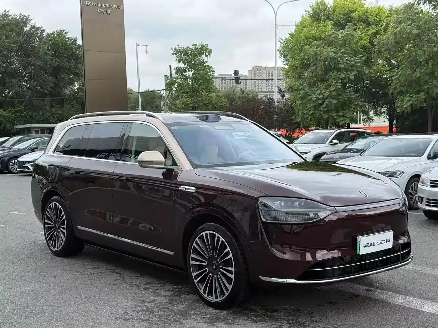 Wenjie M9 2025 Extended Range Ultra Edition 52kWh 5-Seat Version (192-line LiDAR) — миниатюра 3